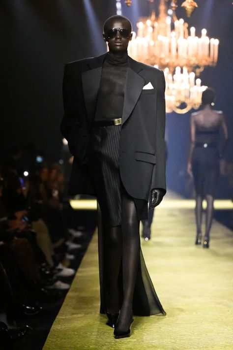 Saint Laurent RTW Fall 2023 [PHOTOS] Fall 2023, Male Beauty, Business Fashion, Fashion News, Saint Laurent