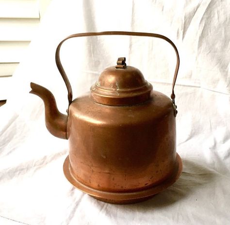 SPRING SALE VINTAGE Copper Kettle  Skultuna 1607 1 litrec Polished Copper Kettle made in Sweden Metal Trunks, Copper Kettle, Copper Cookware, Wooden Easel, Grandmas House, Copper And Brass, Spring Sale, Tea Shop, Vintage Copper