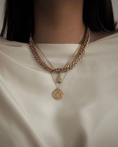 Gold Chain Necklace, Gold Chain, A Woman, Chain Necklace, Chain, Gold, Instagram