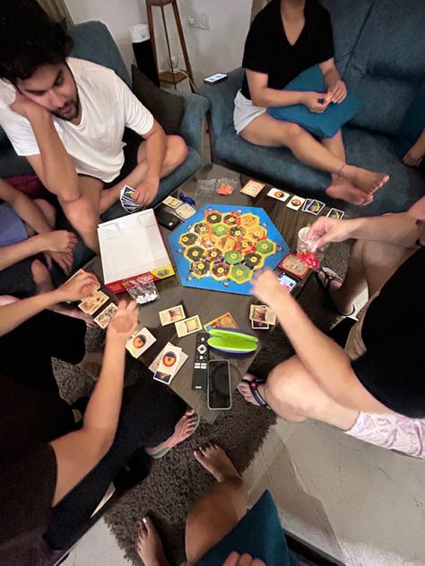 People Playing Cards Aesthetic, Family Board Games Aesthetic, Family Game Night Aesthetic, Playing Board Games Aesthetic, People Playing Board Games, Boardgame Aesthetic, Group Board Games, Vision Board Video, Mundane Life