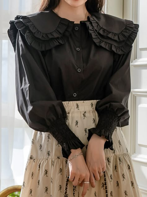 Layered Sleeves Blouse, Blouse Long Sleeves Design, Puffy Long Sleeve Shirt, Kpop Fashion Women, Black Blouse Outfit, Blouse Designs Ideas, Black Blouses, Blouse Outfit Casual, Gothic Blouse