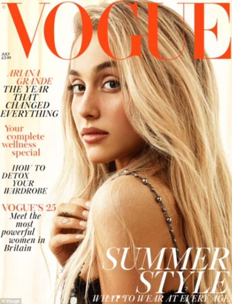 Ariana Grande for UK Vogue: Singer's 'natural' cover look praised | Daily Mail Online Ariana Grande Cover, Ariana Grande 2018, Texture Photoshop, Magazine Front Cover, Celebs Without Makeup, Vogue British, Craig Mcdean, Vogue Magazine Covers, Vogue Covers