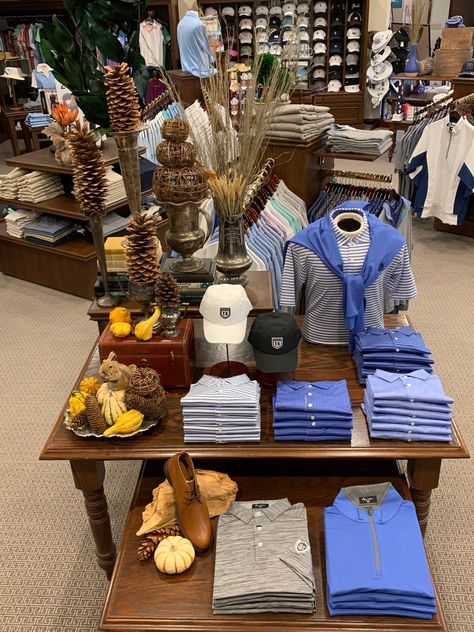 Golf Shop Merchandising Ideas, Golf Visual Merchandising, Mens Display Ideas Visual Merchandising, Shop Island Display, Golf Shop Displays Visual Merchandising, Golf Pro Shop Display, Golf Pro Shop Interior Design, Golf Shop Displays, Pro Shop Display