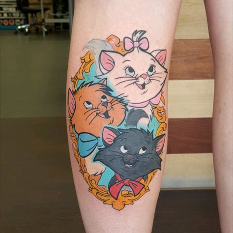 Aristocats Tattoo, Disney Sleeve Tattoos, Minimal Tattoo Designs, Minimal Tattoo Ideas, Kitten Tattoo, Disney Aristocats, Chris Morris, Disney Sleeve, Disney Princess Tattoo