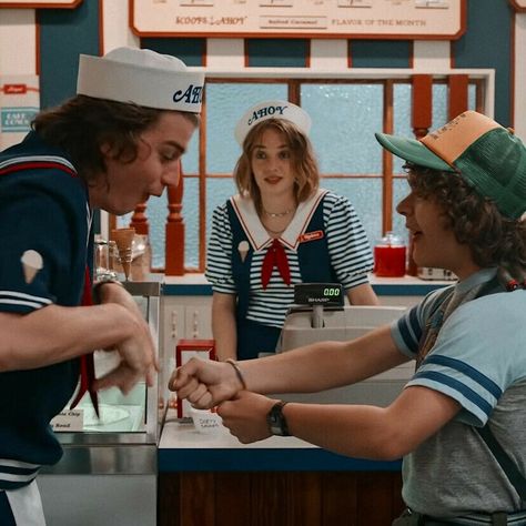 Scoops Ahoy Aesthetic, Joe Keery Maya Hawke, Scoop Troop, Steve Dustin, Steve And Dustin, St Aesthetic, Stranger Things Theme, Scoops Ahoy, Rick And Morty Stickers