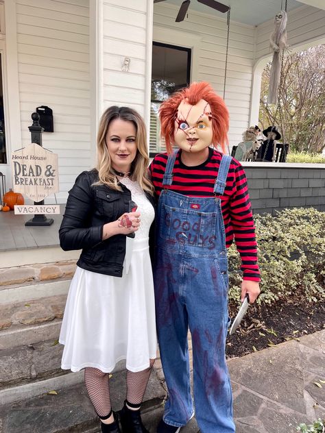 Chucky and Bride of Chucky Tiffany Costume idea Chucky And Bride, Bride Of Chucky Tiffany, Chucky And Tiffany Costume, Tiffany Costume, Chucky And Tiffany, Chucky Tiffany, Bride Costume, Bride Of Chucky, Fancy Dress