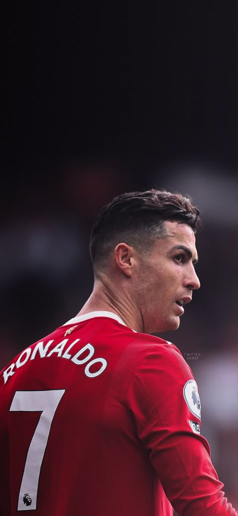 Manchester United Cristiano Ronaldo Haircut, Ronaldo Hair, Manchester United Ronaldo, Cristiano Ronaldo Hairstyle, Ronaldo Haircut, Ronaldo Skills, Ronaldo Goals, Goals Football, Ronaldo Photos