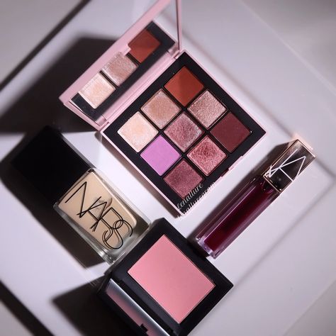 NARS Afterglow Tempting Eyeshadow Palette | Lenallure Makeup Flatlay, Nars, Eyeshadow Palette, Makeup Looks, Makeup, Make Up Looks, Make Up