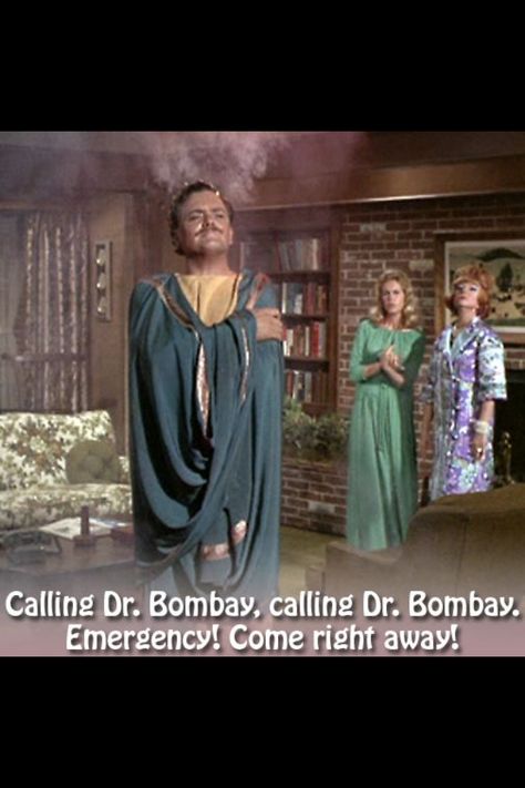 Dr Bombay, Bewitched Tv Show, Agnes Moorehead, Beautiful Witch, Elizabeth Montgomery, Family Affair, Classic Tv, Vintage Santas, Old Movies