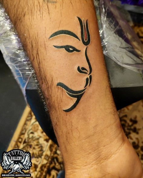 Lord Hanuman Tattoo For Men, Anjaneya Tattoo Designs, Hanuman Tattoo Designs For Men, Bajrangbali Tattoo, Hanuman Ji Tattoo, Hanumanji Tattoo, Lord Hanuman Tattoo, Hanuman Tattoo Design, Hanuman Dada