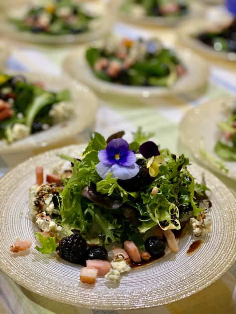 #salad #healthyfood #healthylifestyle #healthyrecipe #bacon #bluecheese #blueberries #ensalada #adelaidacatering #catering #cateringforweddings #weddings #weddingfoodideas #weddingmenuideas Wedding Salads, Wedding Salad, Balsamic Salad, Blueberry Salad, Herb Salad, Garden Salad, Wedding Catering, Blue Cheese, Blueberries