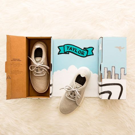 Looking for a cozy + affordable gift this holiday season? Check out these machine washable, wool Allbirds sneakers, for everyone on your list! #ad Faux Snow, Design Layouts, Big Gifts, Holiday Gift Wrap, Wool Runners, Holiday Christmas Gifts, Affordable Gifts, Cotton Ball, Christmas Gift Wrapping