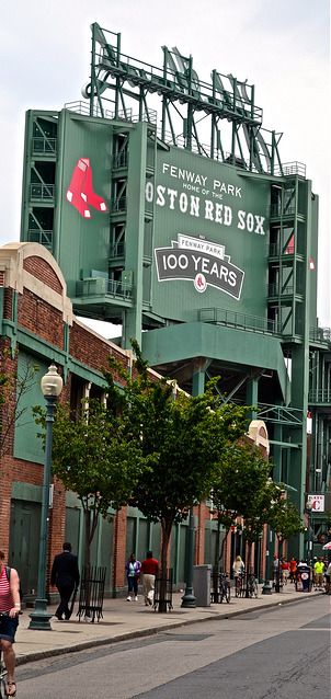 Boston With Kids, Fenway Park Boston, Red Sox Game, Red Sox Nation, England Sports, Baseball Park, Boston Things To Do, Red Sox Baseball, Baseball Socks