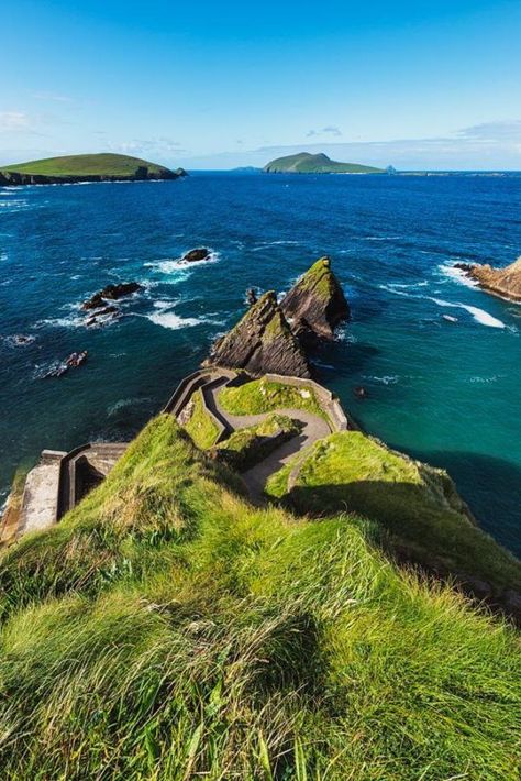 Dunquin Pier, Ireland Aesthetic, Best Of Ireland, Moving To Ireland, Narrow Road, Dingle Peninsula, Iceland Vacation, Ireland Road Trip, Ireland Photography