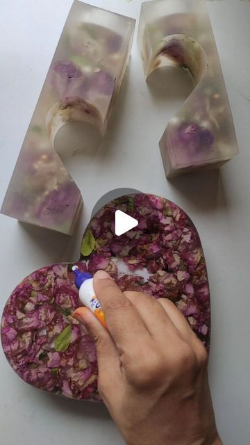 Resin art tips and tricks
Tutorial
Art process
Epoxy flower preservation #art #craft #ideas Epoxy Resin Crafts Tutorials, Epoxy Flower Preservation, Resin Crafts Tutorial Videos, Preservation Art, Resin Art Tutorial, Resin Artist, Resin Crafts Tutorial, Flower Preservation, Art Process