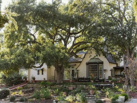 1104 Foothill Rd, Ojai, CA 93023 | MLS #221029 | Zillow Arch Doorway, Pantry Remodel, Building Exterior, Cathedral Ceiling, Spanish Style, Large Living Room, Architecture Firm, Real Estate Professionals, Real Estate Brokerage