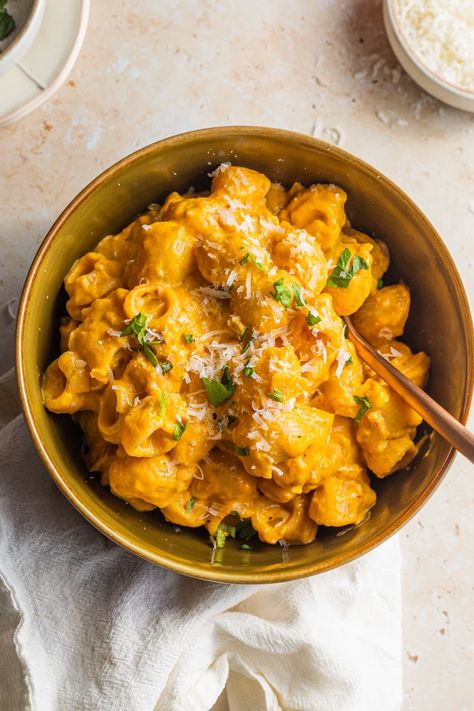 Creamy Pumpkin Pasta Sauce (Quick & Easy!) Pumpkin Gnocchi Sauce, Cajun Smoked Turkey, Pumpkin Pasta Sauce Recipe, Creamy Pumpkin Pasta, Pumpkin Pasta Recipe, Gnocchi Sauce, Pumpkin Pasta Sauce, Fall Pasta, Cream Cheese Pasta