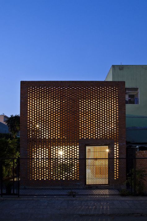 Shifting Daylight, Changing Colors Brick Architecture, Exposed Brick Walls, Brick Facade, Brick Design, Brick Building, Facade Architecture, Brickwork, Red Bricks, Facade Design