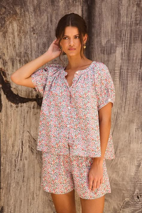 Resort Wear – Piyama USD Sew Pajamas, Pretty Pjs, Resort Wear Men, Matthew 6 25, Perfect Capsule Wardrobe, Cotton Loungewear, Kimono Robes, Summer Pajamas, Cotton Sleepwear