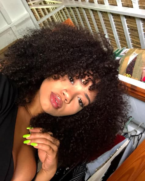 Curly Human Hair Extensions, Weave Extensions, Affordable Wigs, 100 Human Hair Extensions, Pelo Afro, Beautiful Curly Hair, Flat Twist, Curly Hair With Bangs, Scene Hair