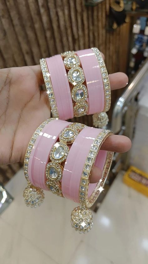 Pink Chooda Designs Brides, Pink Chooda, Wedding Jewelry Sets Bridal Jewellery, Bridal Chura, Indian Wedding Jewelry Sets, Indian Bridal Fashion, Bridal Bangles, Bangles Jewelry Designs, Extremely Funny