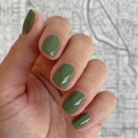 Tangerine Nail Polish, Spring Nail Colours, Lilac Nail Polish, Smart Nails, Pretty Nail Colors, Green Nail Polish, Spring Nail Colors, Nail Colour, Nail Colours