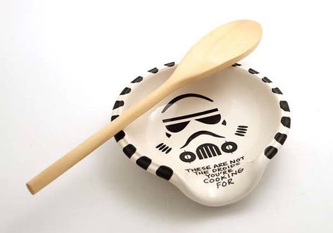 Star Wars Infographic, Star Wars Wedding, Star Wars Facts, Star Wars Tattoo, Ceramic Spoon Rest, Star Wars Stormtrooper, Ceramic Boxes, Star Wars Wallpaper, Nerdy Things