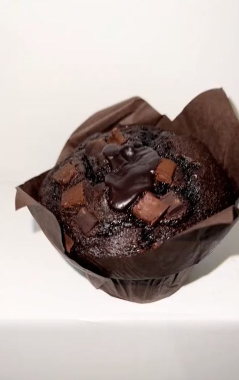 I Tried The Viral Olympic Chocolate Muffin Recipe From TikTok Olympics Chocolate Muffins, Olympic Chocolate Muffin, Olympic Muffins, Cupcake Recipes Uk, Honey Oatmeal Cookies, Texas Sheet Cake Recipe, Starting A Youtube Channel, Delicious French Toast, Chocolate Muffin Recipe