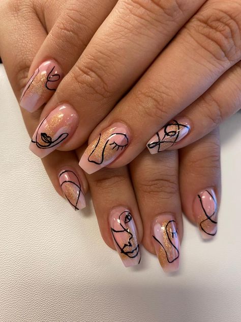 Picasso Nails Art Designs, Aura Nails Designs, Spanish Nails, Feminine Nails, Picasso Nails, Nails January, Bright Red Nails, Abstract Nails, Aura Nails