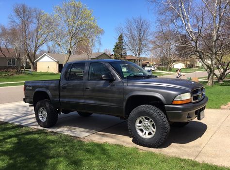 2004 Dodge Dakota with a 3" Supreme Suspension lift kit and 285/75R16 Goodyear Wrangler DuraTracs Dodge Dakota Ideas, Dodge Dakota Lifted, 2004 Dodge Dakota, Dakota Truck, Lifted Vehicles, Chevy Blazer K5, Blazer K5, 2003 Dodge Durango, Goodyear Wrangler