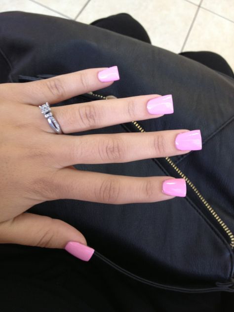 GLAMOUR Cute Pink And White Nails, Flare Nails, Fan Nails, Wide Nails, Beauty Hacks Nails, Short Square Acrylic Nails, Glam Nails, Popular Nails, Square Acrylic Nails