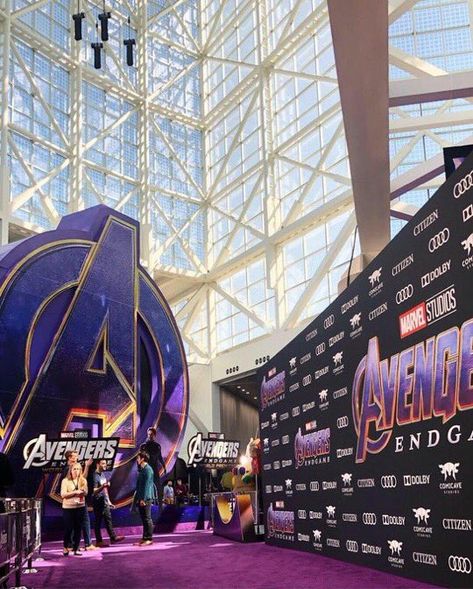 ✨Maria SAW CAPTAIN MARVEL✨ on Twitter: "CANT BELIVE THIS IS THE LAST PREMIERE ALL OF THIS LOOKS INCREDIBLY AMAZING #AvengerEndgame… " Purple Carpet, Smosh, Avengers Endgame, Convention Center, Convention Centre, Captain Marvel, Marvel Cinematic Universe, Marvel Cinematic, The Purple