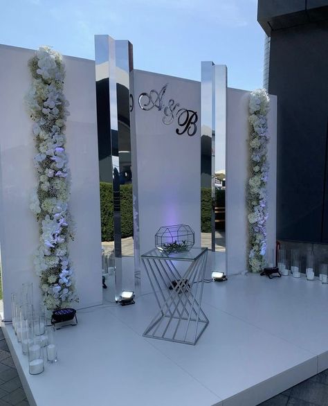 Wedding Draping Backdrop, Outdoor Wedding Backdrops, Black And White Wedding Theme, White Wedding Decorations, Wedding Reception Seating, Tall Wedding Centerpieces, Wedding Entrance Decor, Wedding Stage Design, White Wedding Theme