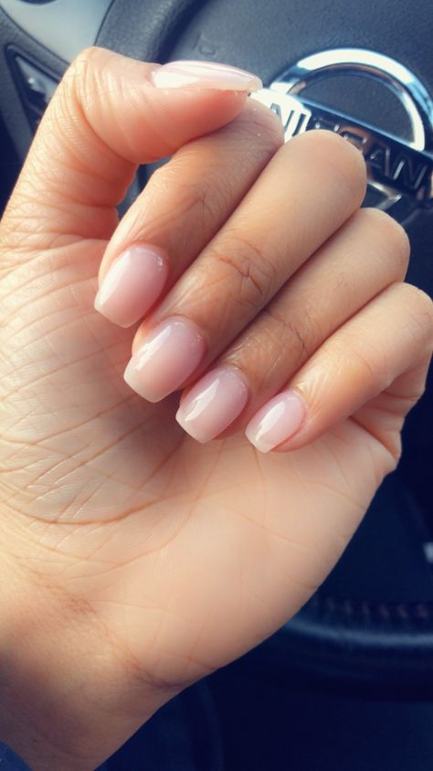 French base dip powder, short coffin nails, natural nails, no extensions or acrylic Manicure Natural, Short Natural Nails, Nagel Stamping, Nails Powder, Natural Acrylic Nails, Nails Dip, Gel Nails At Home, Nails Natural, Short Coffin Nails