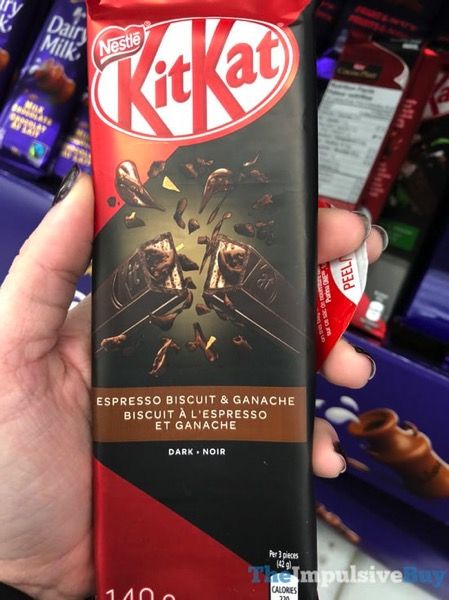 SPOTTED ON SHELVES IN CANADA: New 2018 Nestle Kit Kat Flavors Kit Kat Flavors, Kit Kat Bars, Chocolate Pictures, Chocolate Diy, Dairy Milk Chocolate, Chocolate World, Junk Food Snacks, Sweet Lover, I Love Chocolate