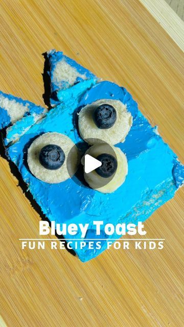 Bluey Sandwiches, Bluey Breakfast, Bluey Toast For Kids, Bluey Character Pancakes, Cheese And Crackers Bluey, Pancakes Easy, Banana Cream, Crafty Moms, White Bread