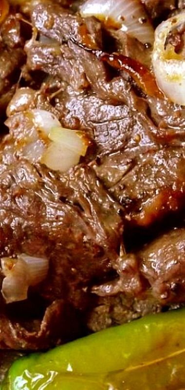 Mexican Ribeye with Onions (Ribeye Encebollado) Leftover Prime Rib, Mains Recipes, Rib Eye Recipes, Ribeye Steak Recipes, Ribeye Roast, South American Recipes, Latin American Recipes, Beef Dinners, American Recipes