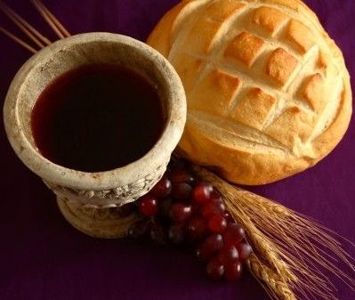 Broken Bread - a poem by Ruth Bell Graham - The Billy Graham Library Blog Communion Bread And Wine, Ruth Bell Graham, Billy Graham Library, Communion Table, Lion Of Judah Jesus, Lords Supper, Holy Eucharist, Billy Graham, Cookie Do