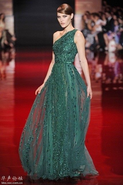 Elie Saab Dresses, Fashion Catwalk, Elie Saab Fall, Elie Saab Couture, Royal Clothing, Gorgeous Gowns, Elie Saab, Beautiful Gowns, Formal Gowns