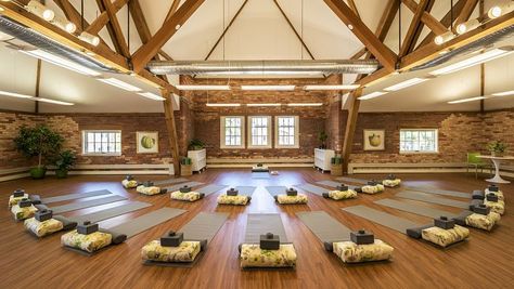 Wellness Center Design, Best Yoga Retreats, Ashtanga Vinyasa Yoga, Spa Weekend, Health Retreat, Yoga Studio Design, Weekend Ideas, Health And Wellness Center, Healing Room