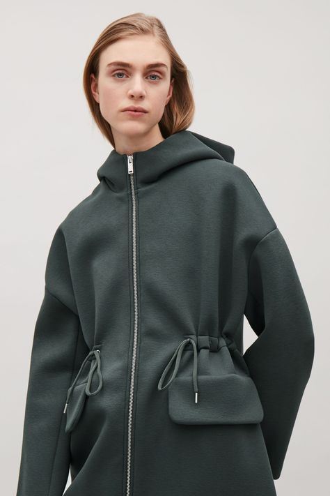 COS_Drawstring scuba jacket in Khaki Green Lounge Wear Ideas, Fur Sweatshirt, Scuba Jacket, Wrap Dress Pattern, Design Wardrobe, High Fashion Outfits, Futuristic Fashion, Apron Dress, Performance Wear