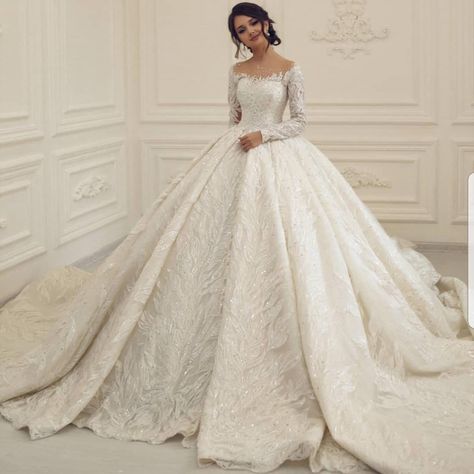 Poofy Wedding Dress, Long Sleeve Ball Gown Wedding Dress, Luxe Wedding Dress, Puffy Wedding Dresses, Plain Wedding Dress, White Lace Wedding Dress, Fairy Tale Wedding Dress, Fancy Wedding Dresses, Long Sleeve Wedding Dress Lace