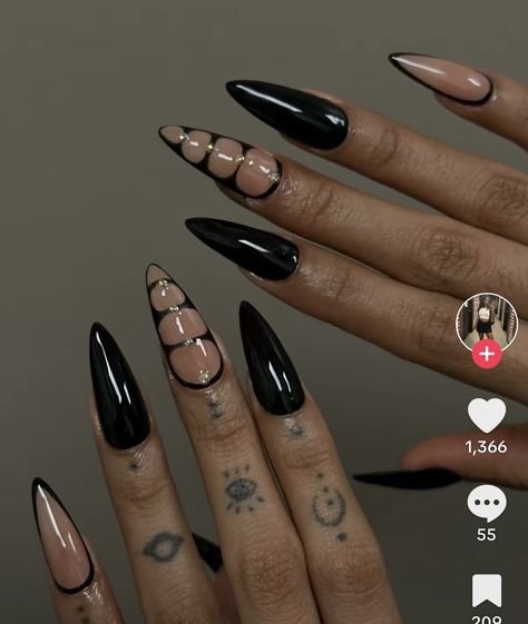 Soft Goth Nails, Goth Acrylic Nail Designs, Dark Nail Designs Gothic, Emo Nails Acrylic, Simple Black Nail Designs, Black Gothic Nails, Black Lace Nails, Emo Nails, Coquette Black