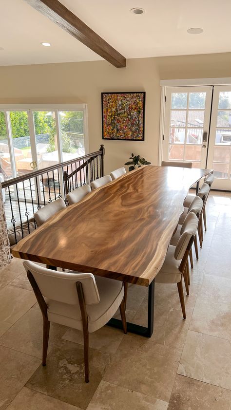 Woodwork Furniture, Wood Slab Dining Table, Epoxy Countertops, Dining Room Design Luxury, Dining Room Ideas, Live Edge Dining Table, Metal Dining Table, Large Dining Room, Dining Table Design