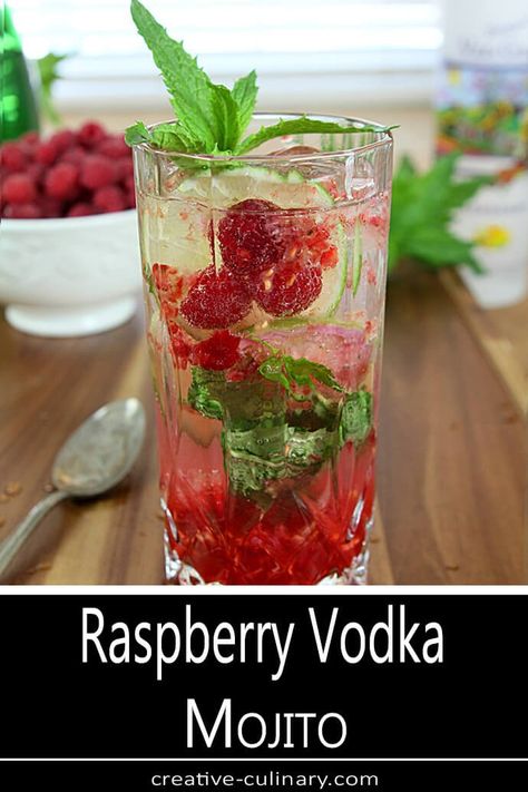 Raspberry Vodka Drinks, Vodka Mojito, Raspberry Cocktail, Raspberry Mojito, Mint Cocktails, Vodka Lime, Raspberry Vodka, Mojito Cocktail, Vodka Recipes