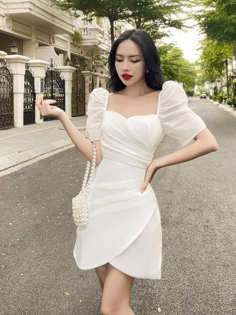 Grad Fits, Satin Dress Short, Silk Dresses Outfit, French Outfits, Beautiful Frocks, Filipiniana Dress, White Dress Outfit, Best Wedding Guest Dresses, Simple Kurta Designs