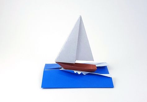 Origami Boats - Page 3 of 3 | Gilad's Origami Page Origami Boats, Origami Book, Origami Boat, Packaging Diy, Typography Branding, Book Origami, Crane Bird, Origami Instructions