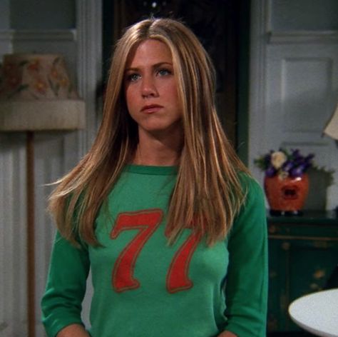 Jennifer Aniston Friends, Rachel Green Hair, Rachel Hair, Rachel Green Friends, Jeniffer Aniston, Friends Outfit, Rachel Green Outfits, Jennifer Aniston Style, Jenifer Aniston