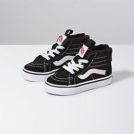 Best Toddler Shoes, Tennis Vans, Baby Vans, Vans Toddler, Tenis Vans, Vans Store, Shoes Vans, Black And White Shoes, Toddler Sneakers