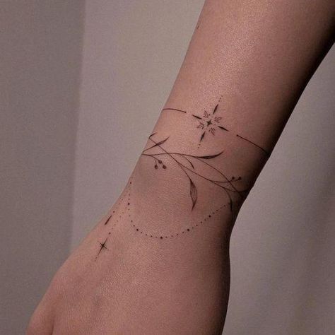 Star Arm Band Tattoo, Arm Bracelet Tattoo, Armband Tattoo Frau, Arm Cuff Tattoo, Around Arm Tattoo, Cuff Tattoo, Arm Band Tattoo, Tattoo Bracelet, Arm Tattoos For Women